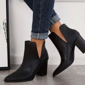 Vince Camuto Gigietta booties